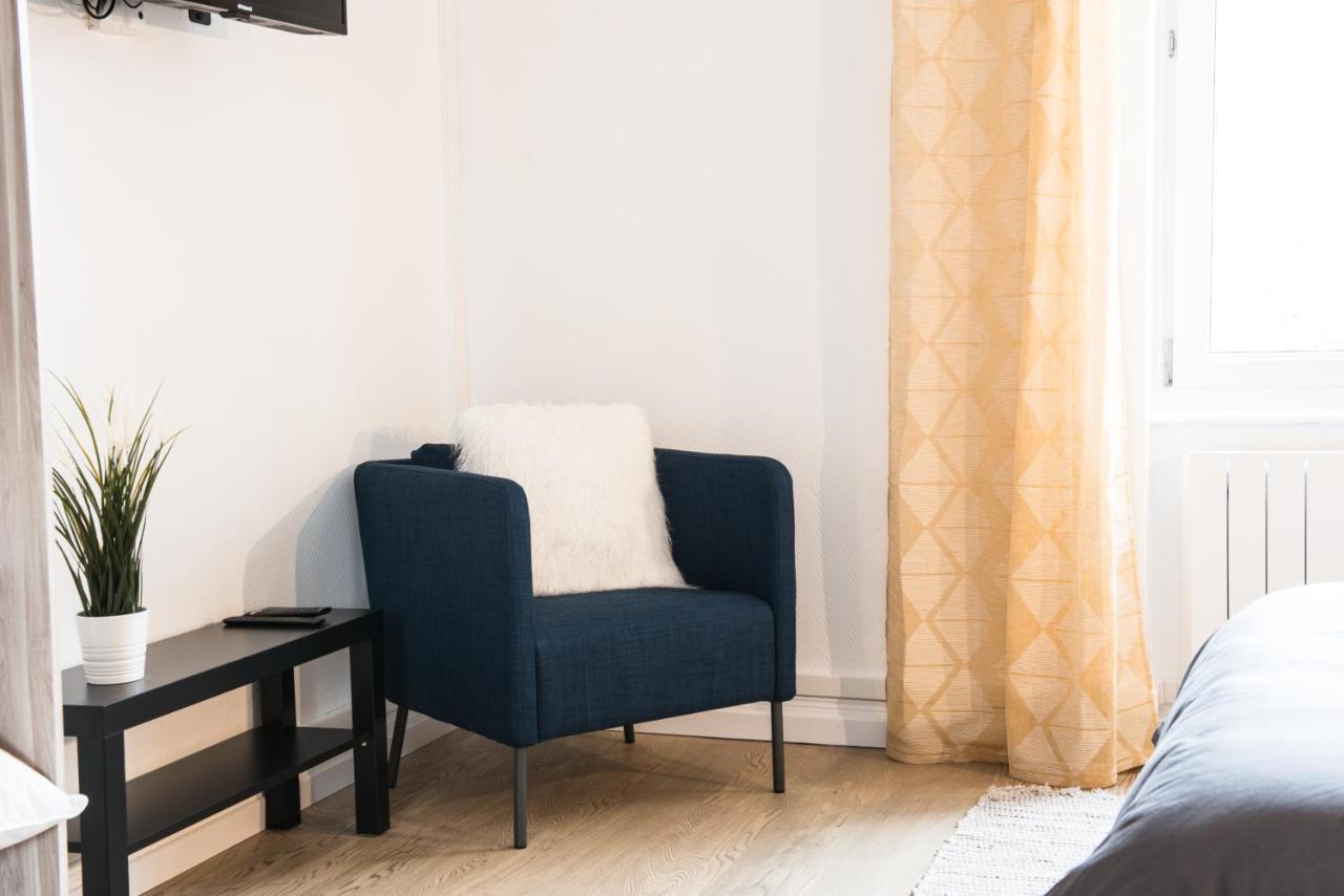 Auguste, La Romaine Et My Cesar - Location Apartment
